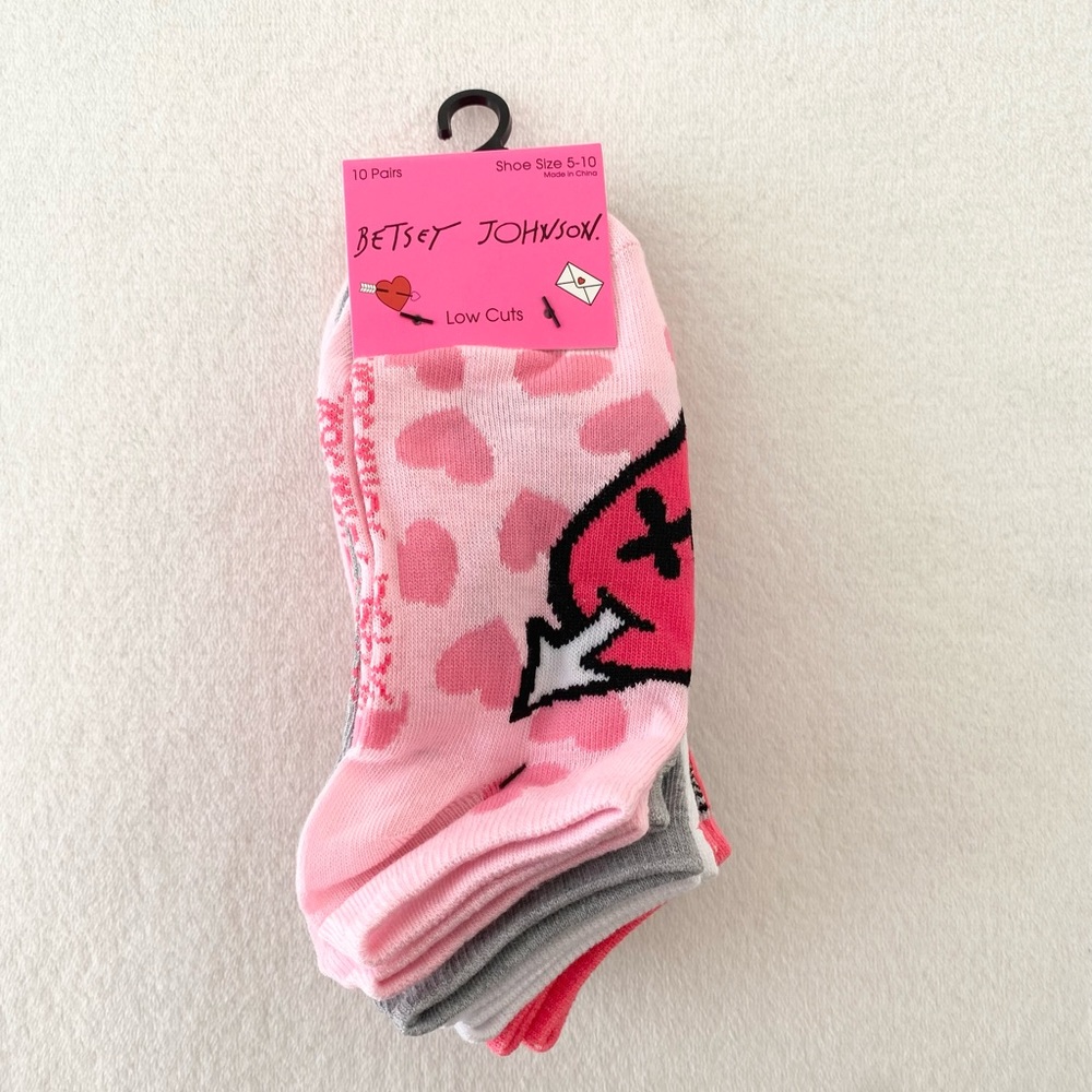 ❗️SOLD❗️Betsey Johnson socks